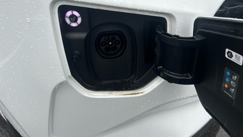 Ford Tourneo Custom 340 L2 Petrol Fwd 2.5 PHEV 232ps H1 Zetec 8 seater Auto